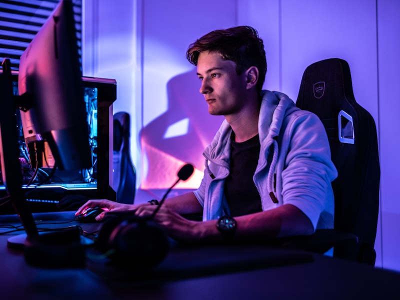 Friday night 5v5 league finals